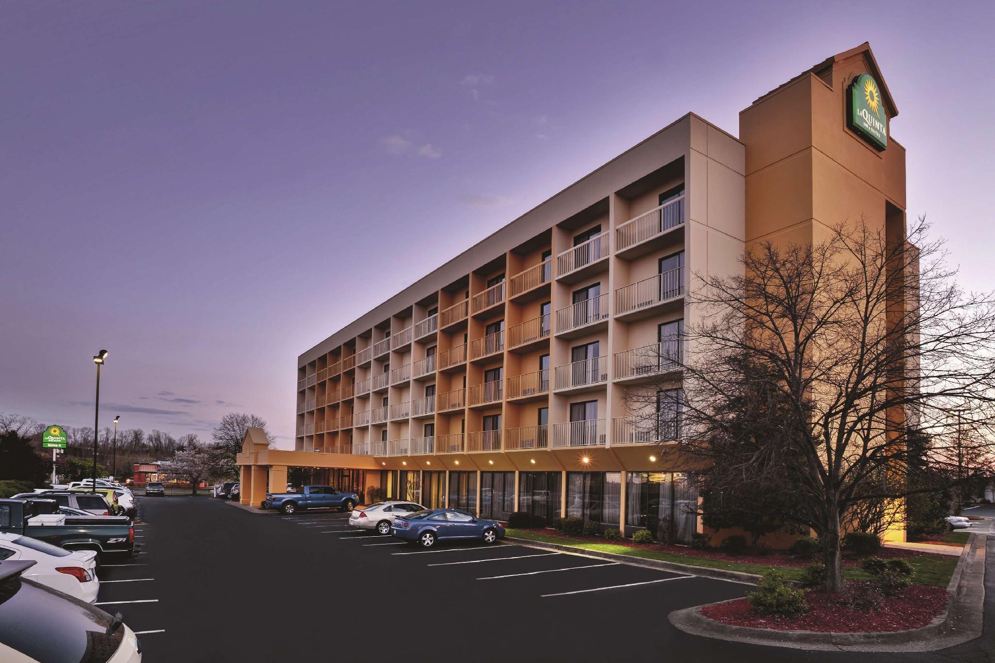 La Quinta Inn & Suites By Wyndham Kingsport Tricities Airport Экстерьер фото