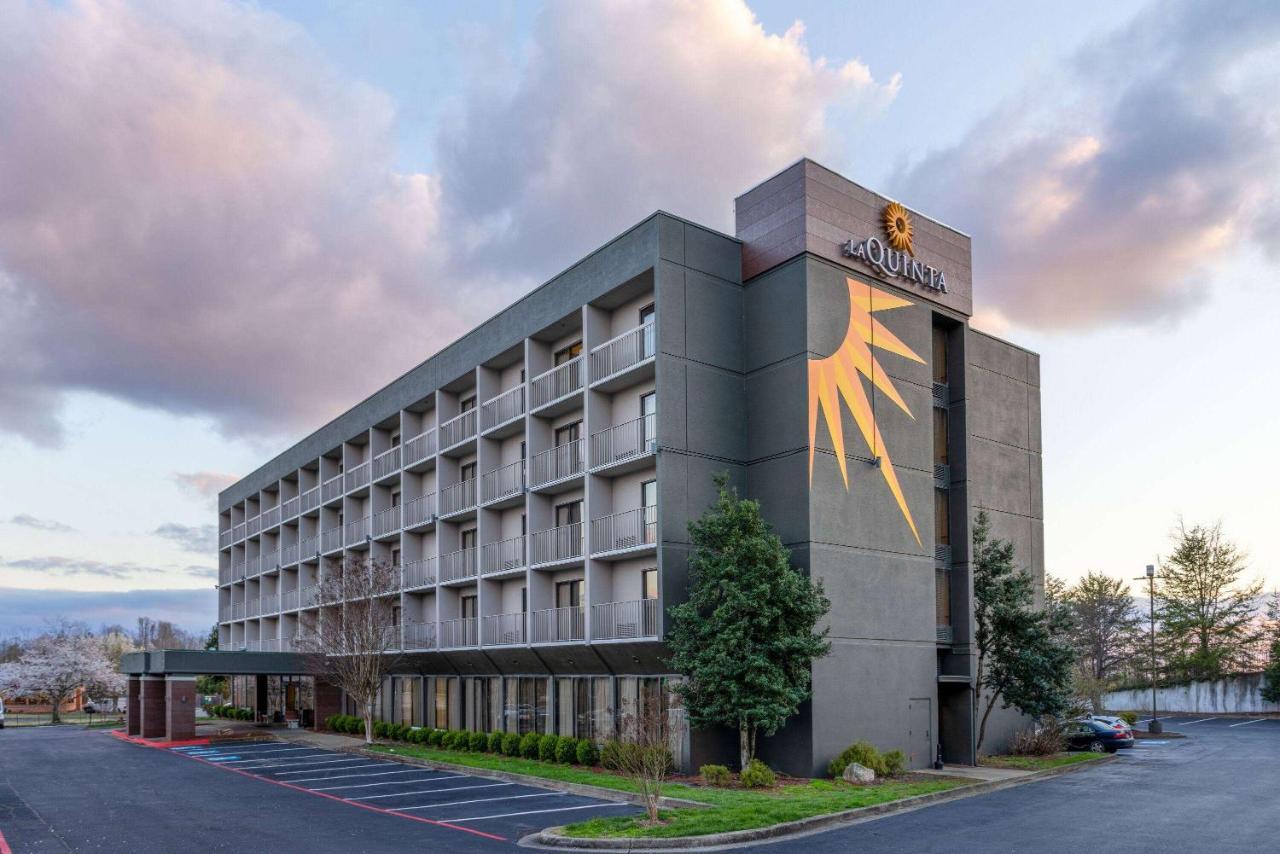 La Quinta Inn & Suites By Wyndham Kingsport Tricities Airport Экстерьер фото